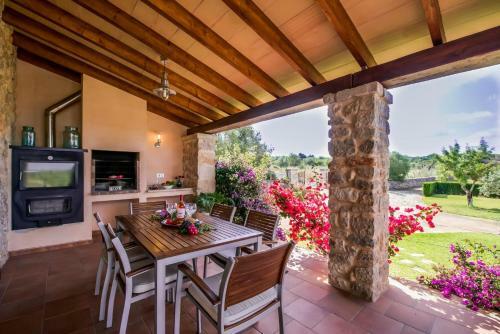 Muro Villa Sleeps 7 Pool Wifi