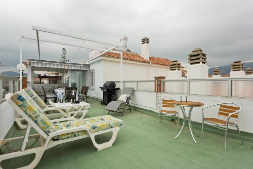 Stylish Apartment Over Balcon De Europa
