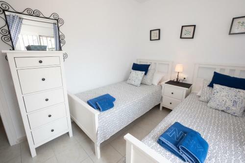Nueva Nerja 71 Menyber
