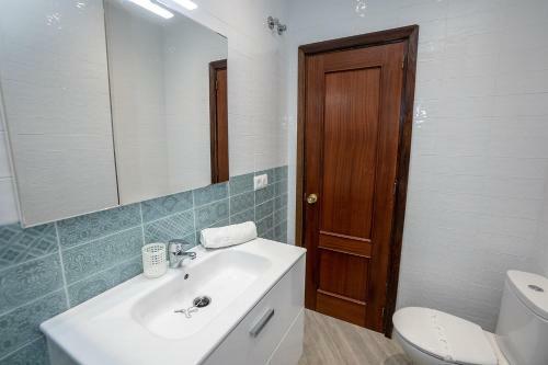 Apartamento Edf. Delfin 5�4