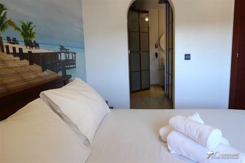 Villa Charma With Heated Pool, A/c In Peaceful Location