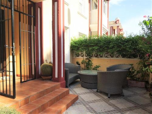 Casa Con Piscina Privada En Montemar de Dehesa de Campoamor Mm 024