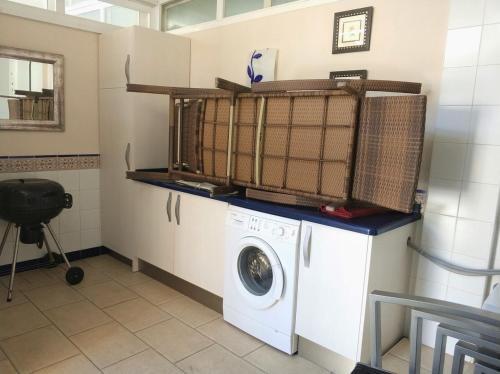 Casa Con Piscina Privada En Montemar de Dehesa de Campoamor Mm 024