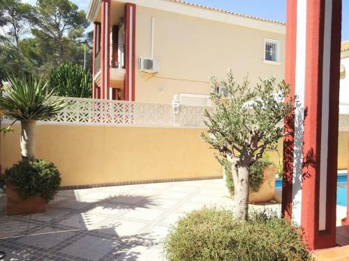 Casa Con Piscina Privada En Montemar de Dehesa de Campoamor Mm 024