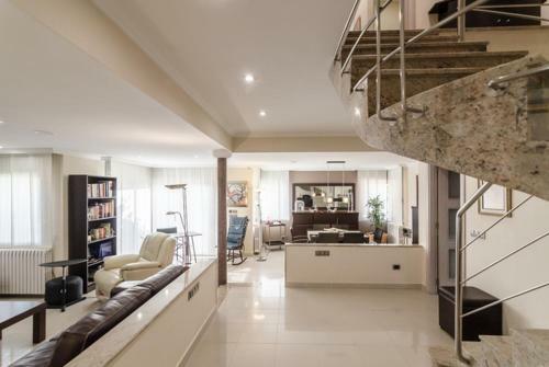 Pineda De Mar Villa Sleeps 6 Pool Air Con Wifi
