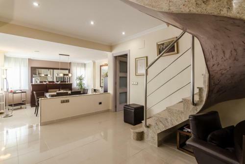 Pineda De Mar Villa Sleeps 6 Pool Air Con Wifi