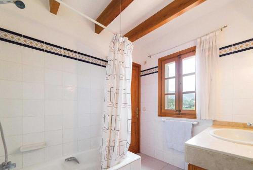 Pollenca Villa Sleeps 5 Air Con Wifi
