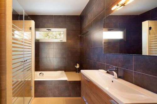 Pollenca Villa Sleeps 6 Pool Air Con Wifi T251852