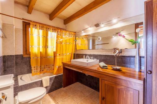 Es Barcares Villa Sleeps 8 Pool Air Con Wifi