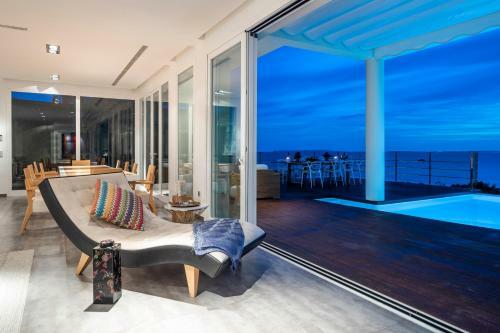 Villa Infinity -amazing Luxury Villa 3 Pools & Jacuzzi