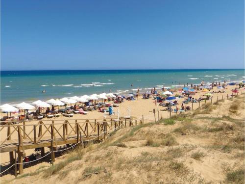 Two-bedroom Holiday Home In Rojales