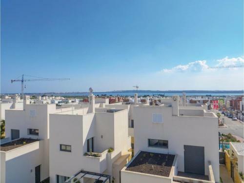 Three-bedroom Holiday Home In Rojales