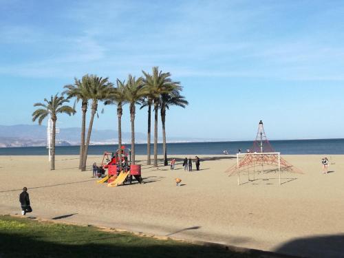 Apartamento �tico En Roquetas De Mar