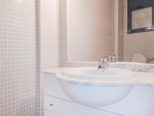 Three-bedroom Holiday Home In Salou