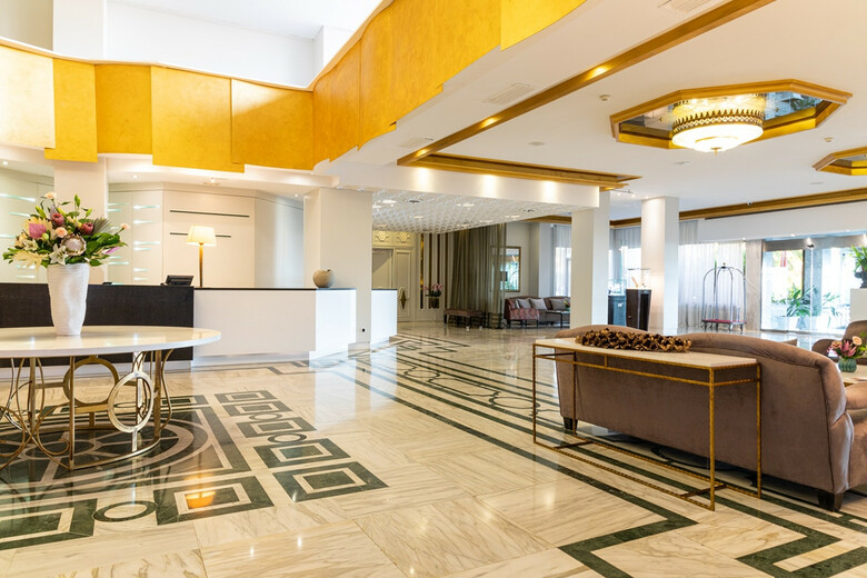 Gpro Valparaiso Palace Hotel & Spa