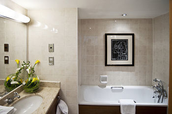 Apollo Hotel Basingstoke