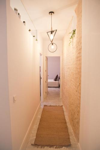 Quiet & Modern Apartment In Typical Sevilla House