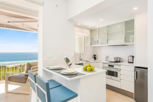 Apartamento La Marisma - Suite & Rental Car