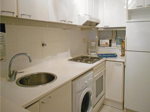 Holiday Apartment Tossa De Mar 06