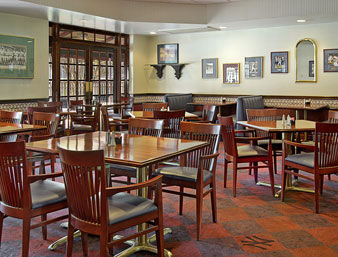 Hotel Ramada Inn & Conference Center