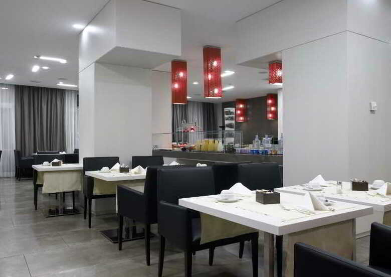 Hotel NH Genova Centro