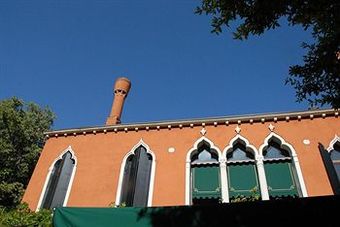 Hotel Pensione Accademia Villa Maravege