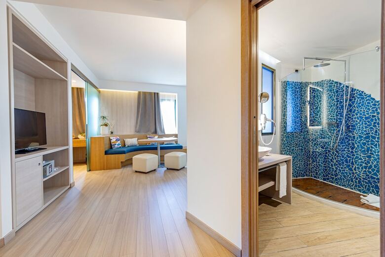 Hotel Mercure Olbia Hermaea