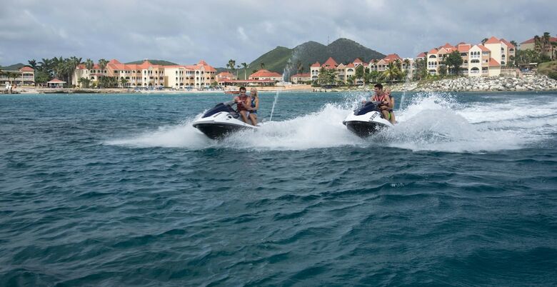 Hotel Divi Little Bay Beach Resort