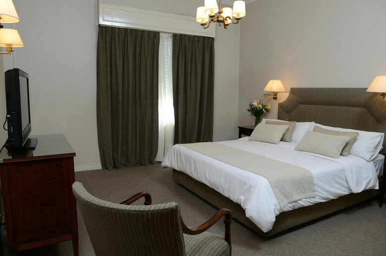 Lafayette Hotel