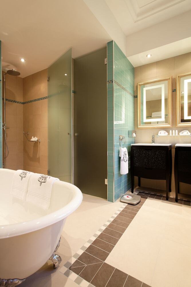 Majestic Hotel Spa - Champs Elys�es