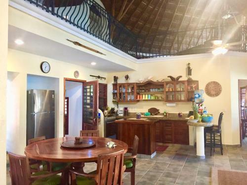 Hotel Nah Uxibal Villa And Casitas
