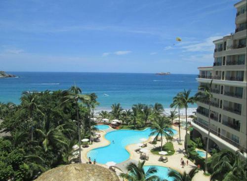 Grand Residencial Ixtapa Apartment