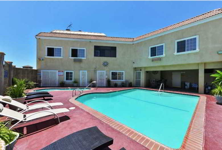 Hotel Americas Best Value Inn & Suites