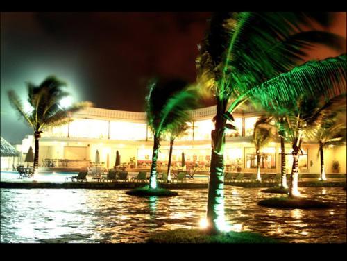 Hotel Arenas Del Mar Resort