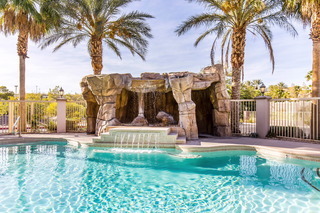 Hotel Comfort Inn & Suites