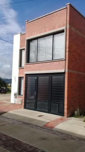 C�moda Casa En El Pueblo De Paipa