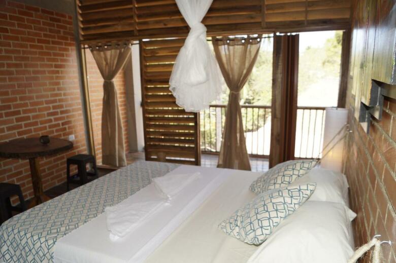 Hotel I Wanna Palomino