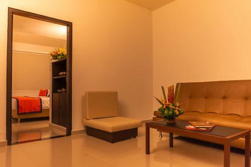 Hotel Yalconia