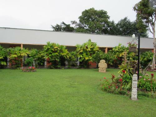 Hotel Yalconia