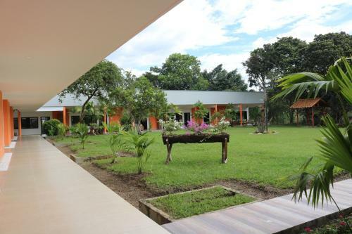 Hotel Yalconia