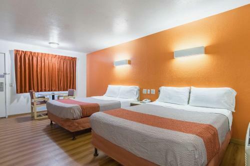 Hotel Motel 6 Orange - Anaheim