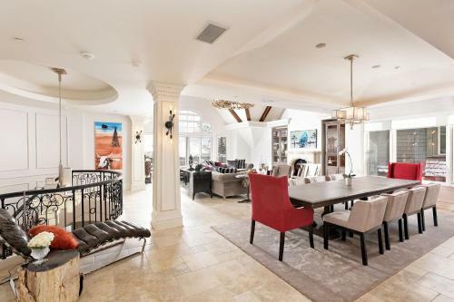Villa Oregon Trail - Four Bedroom Home