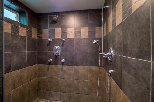723 Ne 11th Street Home