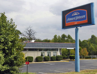 Hotel Howard Johnson Inn - Fredericksburg