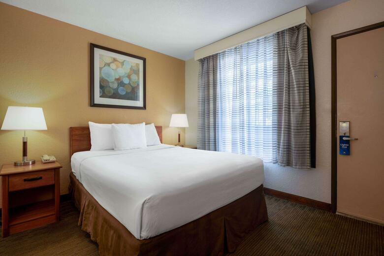 Hotel Days Inn Encinitas- Legoland Moonlight Beach