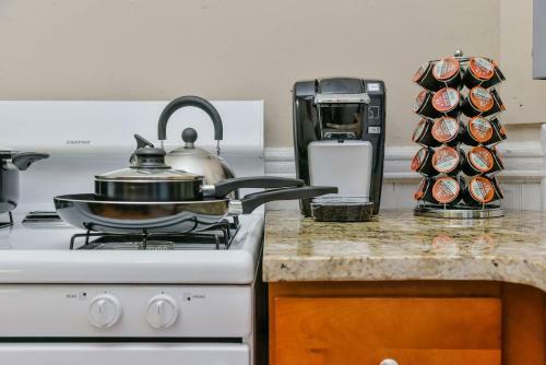 Apartamento One-bedroom, One-bath Apt In North End