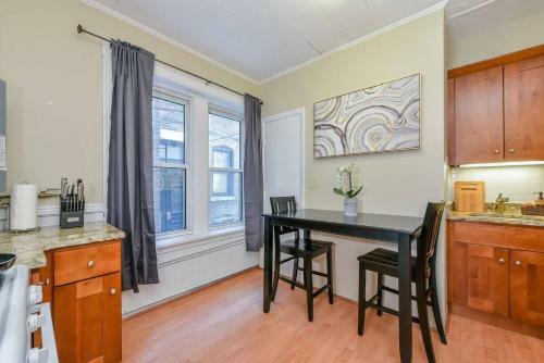 Apartamento One-bedroom, One-bath Apt In North End