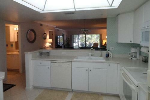 Waterway Two Bedroom Apartment, Unit 211