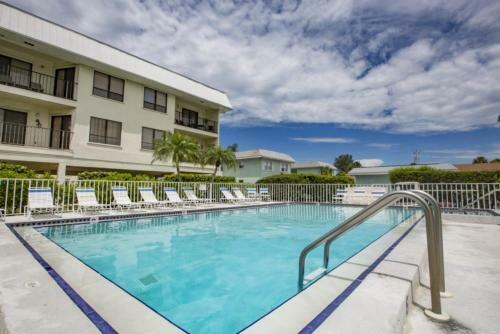 Apartamento Gulf Drive Two-bedroom Condo Unit D