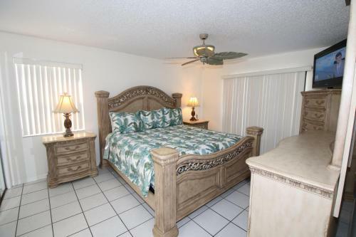 Absolute Anna Maria Two-bedroom Apartment